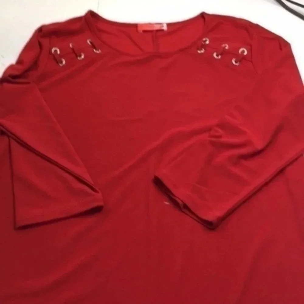 Love scarlet ladies blouse  L